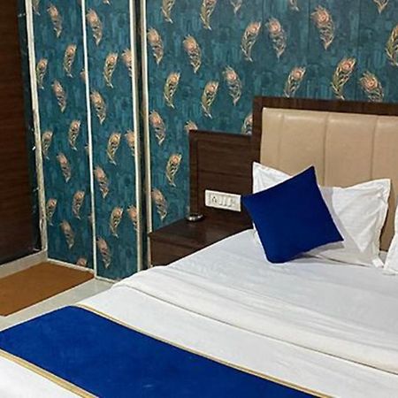 Hotel Fabexpress Ashirwad Residency Bombaj Zewnętrze zdjęcie